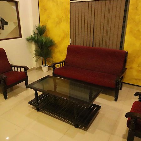 Shanthi Residency Pathanamthitta Exterior photo